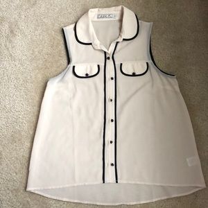 Chloe K Sleevless Blouse